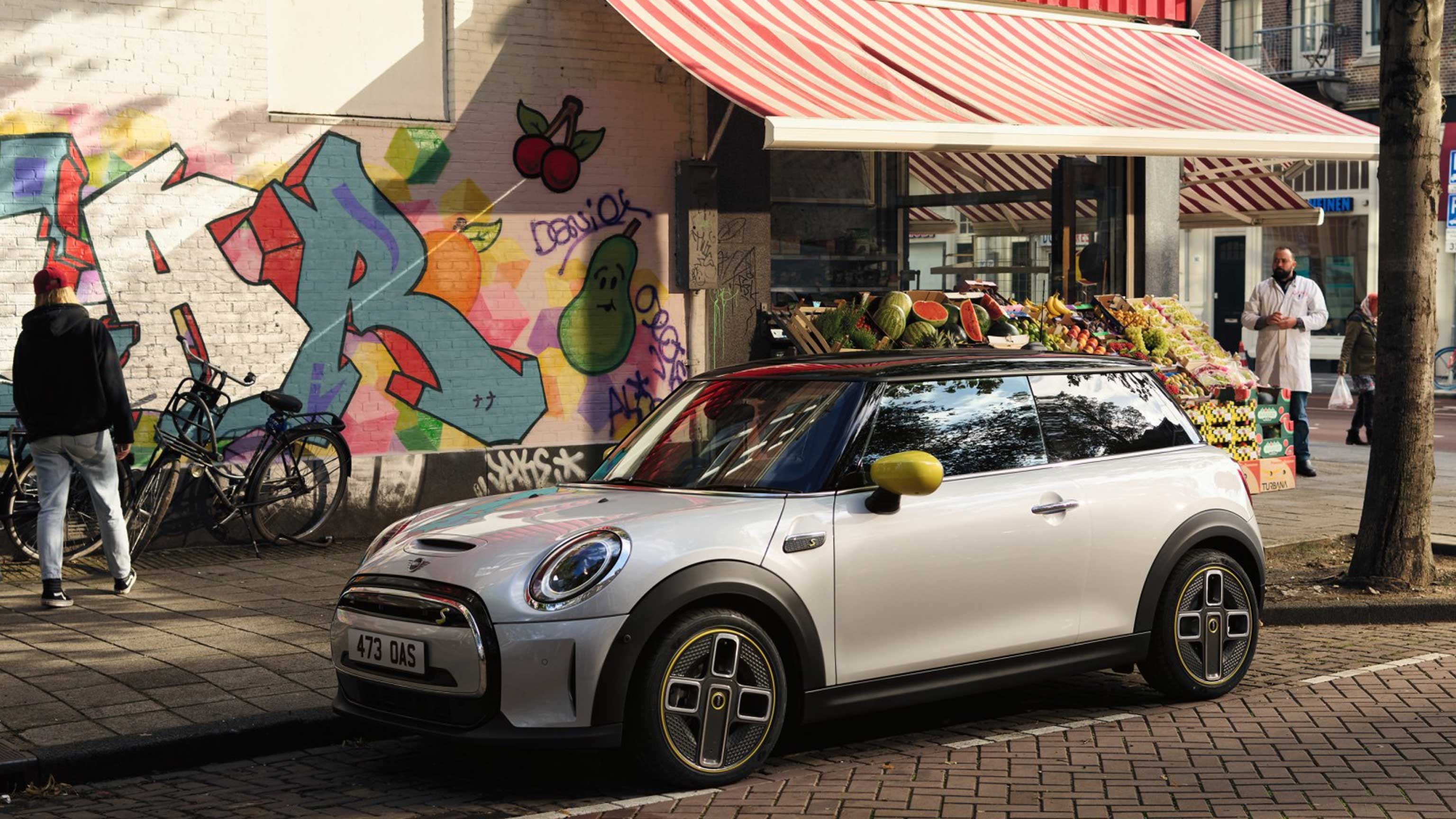 เตรียมพบกับ MINI รุ่นปรับโฉม สดใหม่ขึ้น